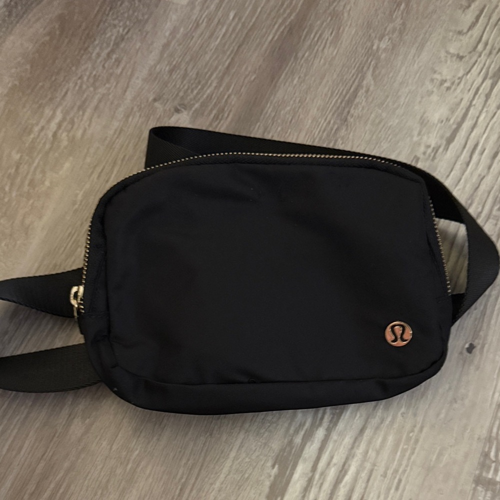 lululemon athletica Black Belt Bag with Gold Accents